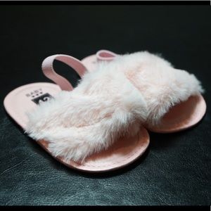 Fluffy Newborn Slides